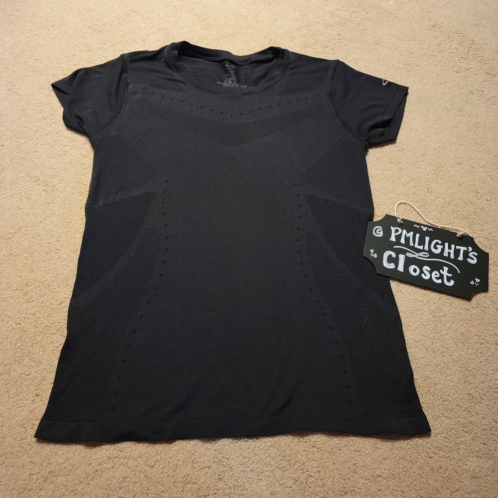 Champion Athletic Top M Black Short Sleeve Duo Dry